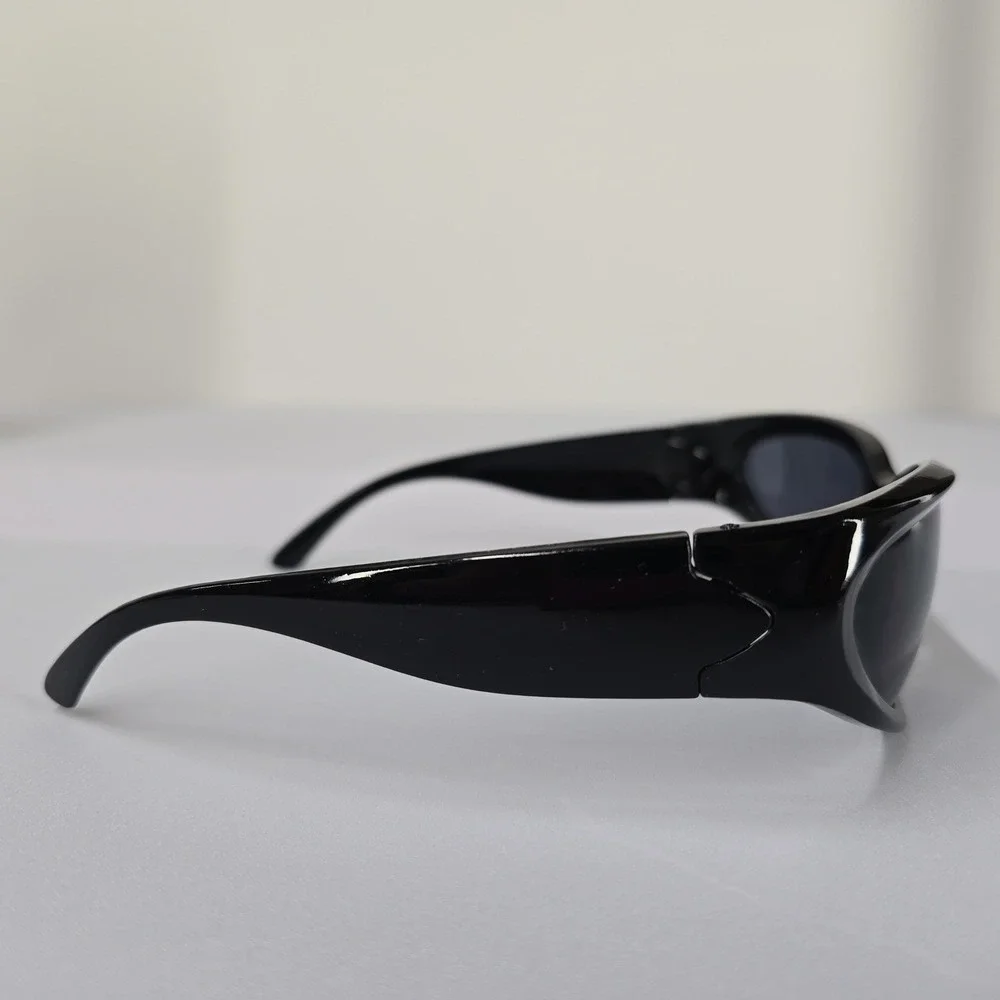 NEW Black Wrap Around Sunglasses Sporty Y2K Style